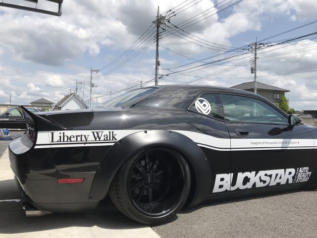 LB-WORKS DODGE CALLENGER SE 3.5